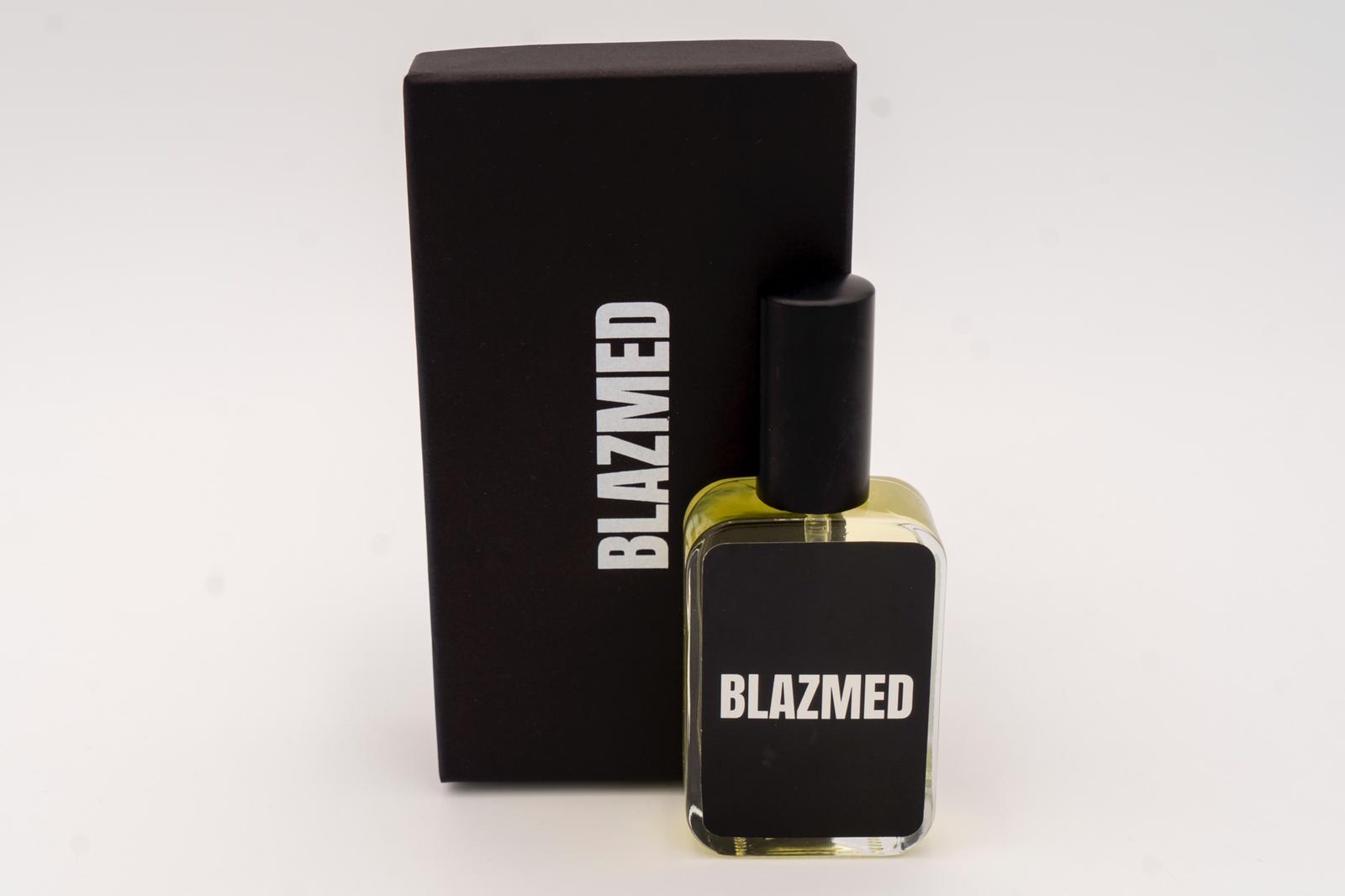 BLAZMED PERFUME ROPA